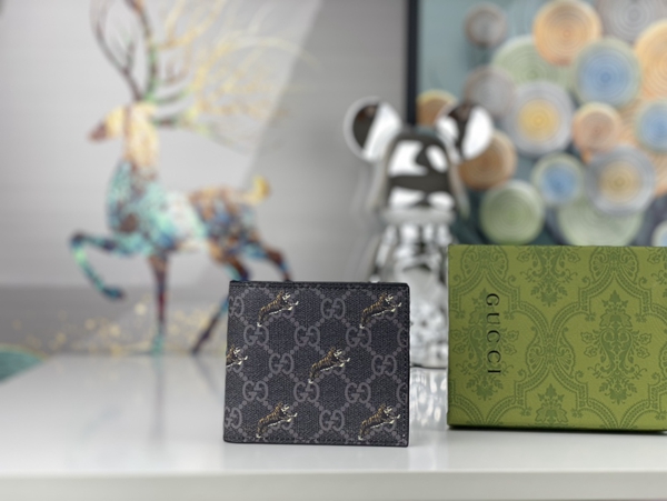 グッチ財布コピー正面デザイン